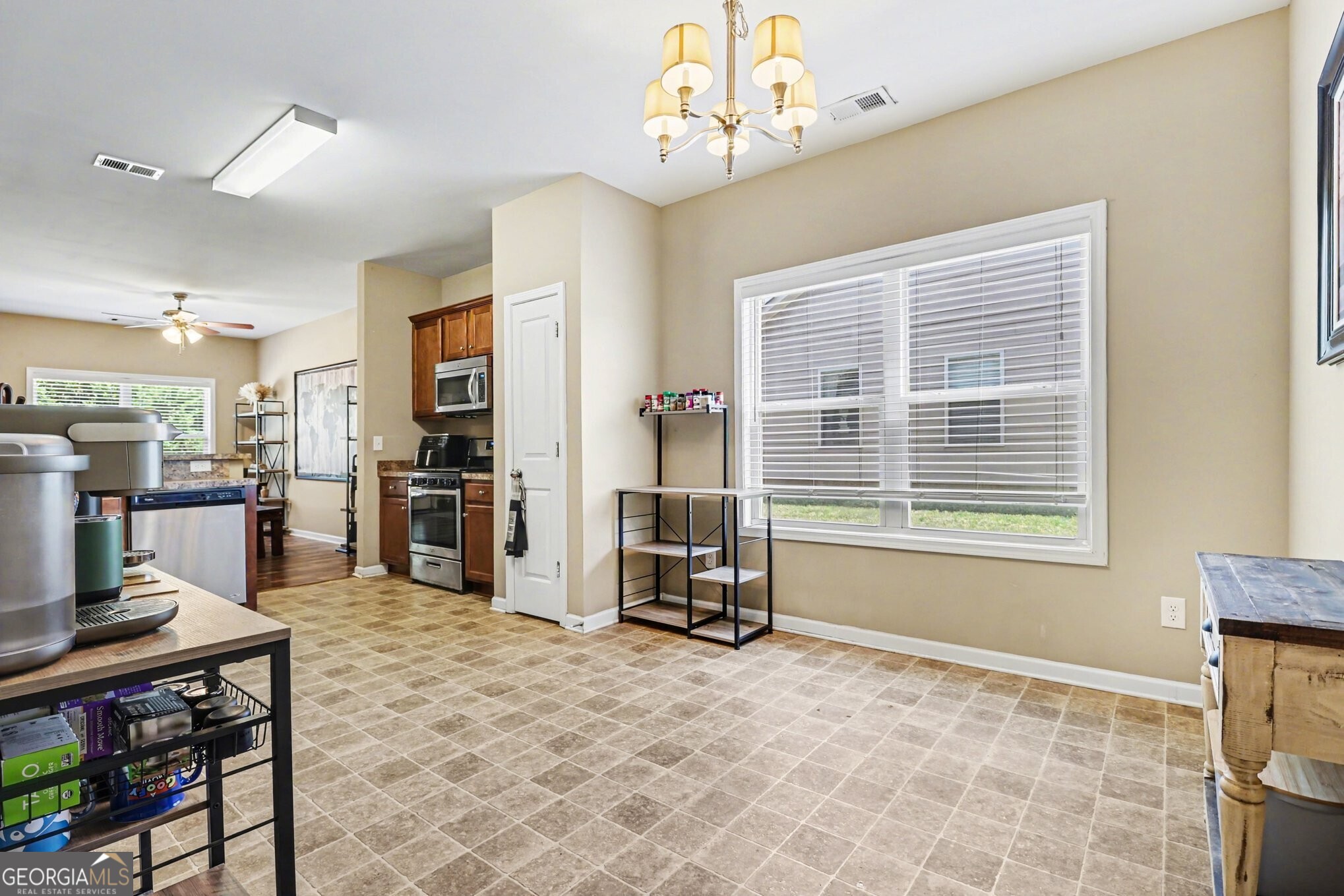12 Miles Drive SE Cartersville GA 30120