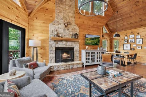 262 White Pine Acres Drive Blue Ridge GA 30513