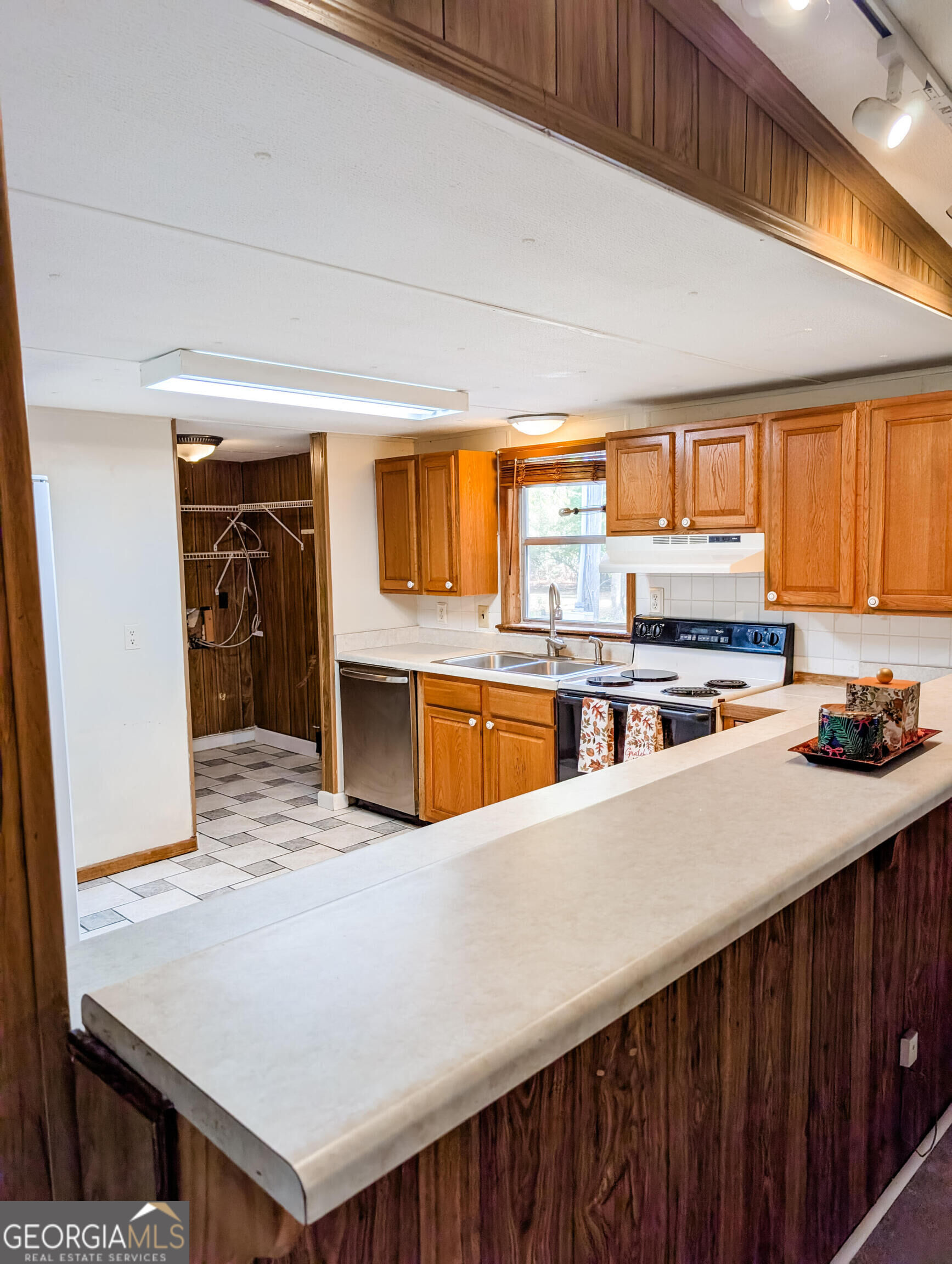 3300 Hamlin Road Lizella GA 31052