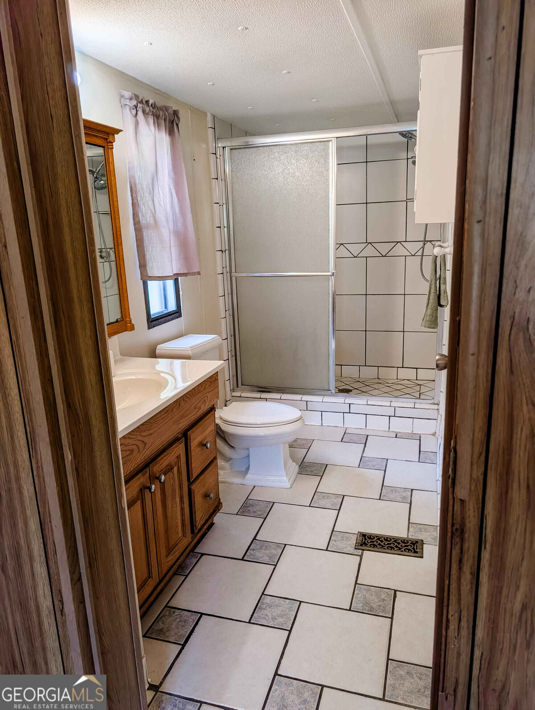 3300 Hamlin Road Lizella GA 31052