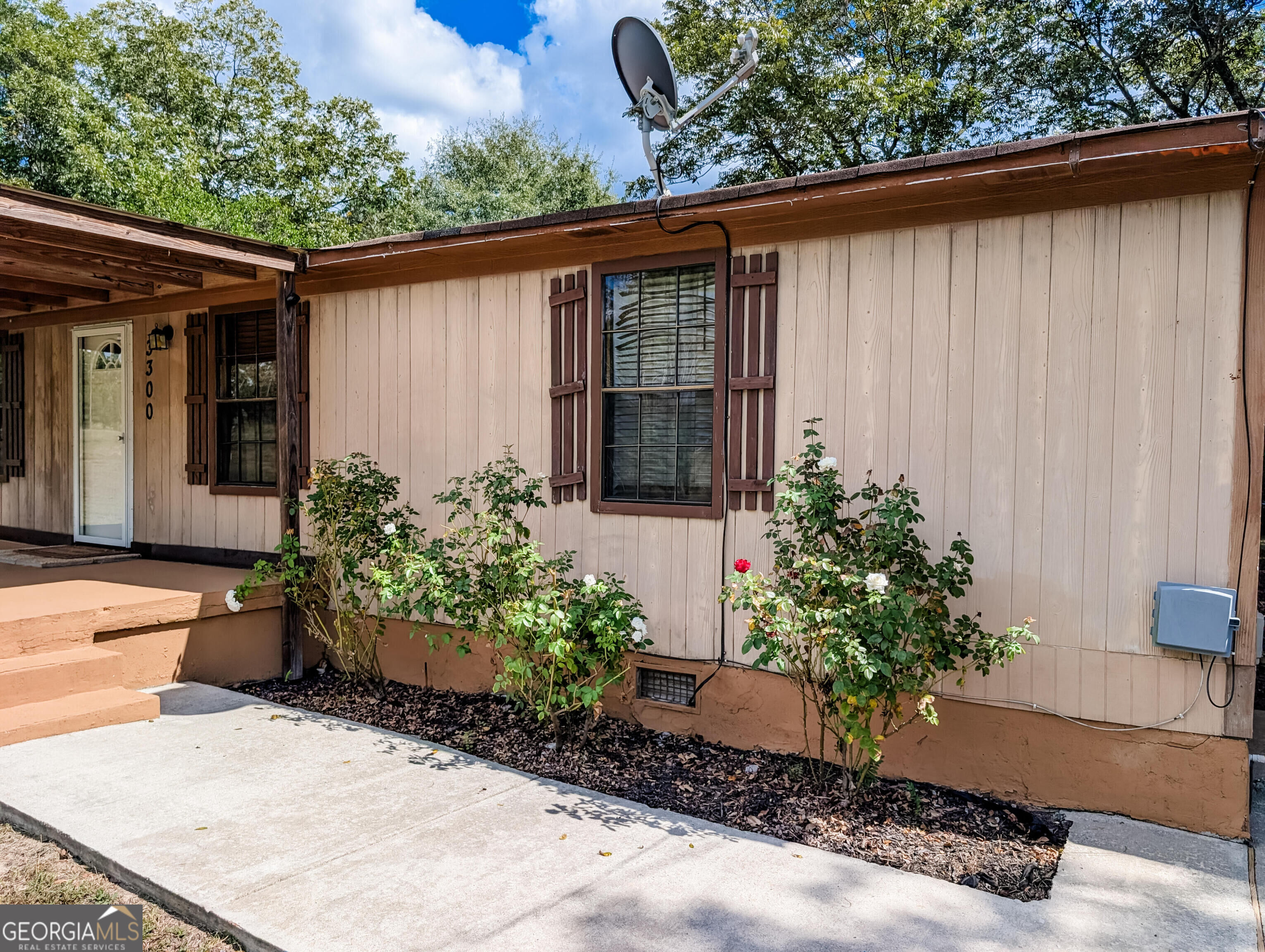 3300 Hamlin Road Lizella GA 31052