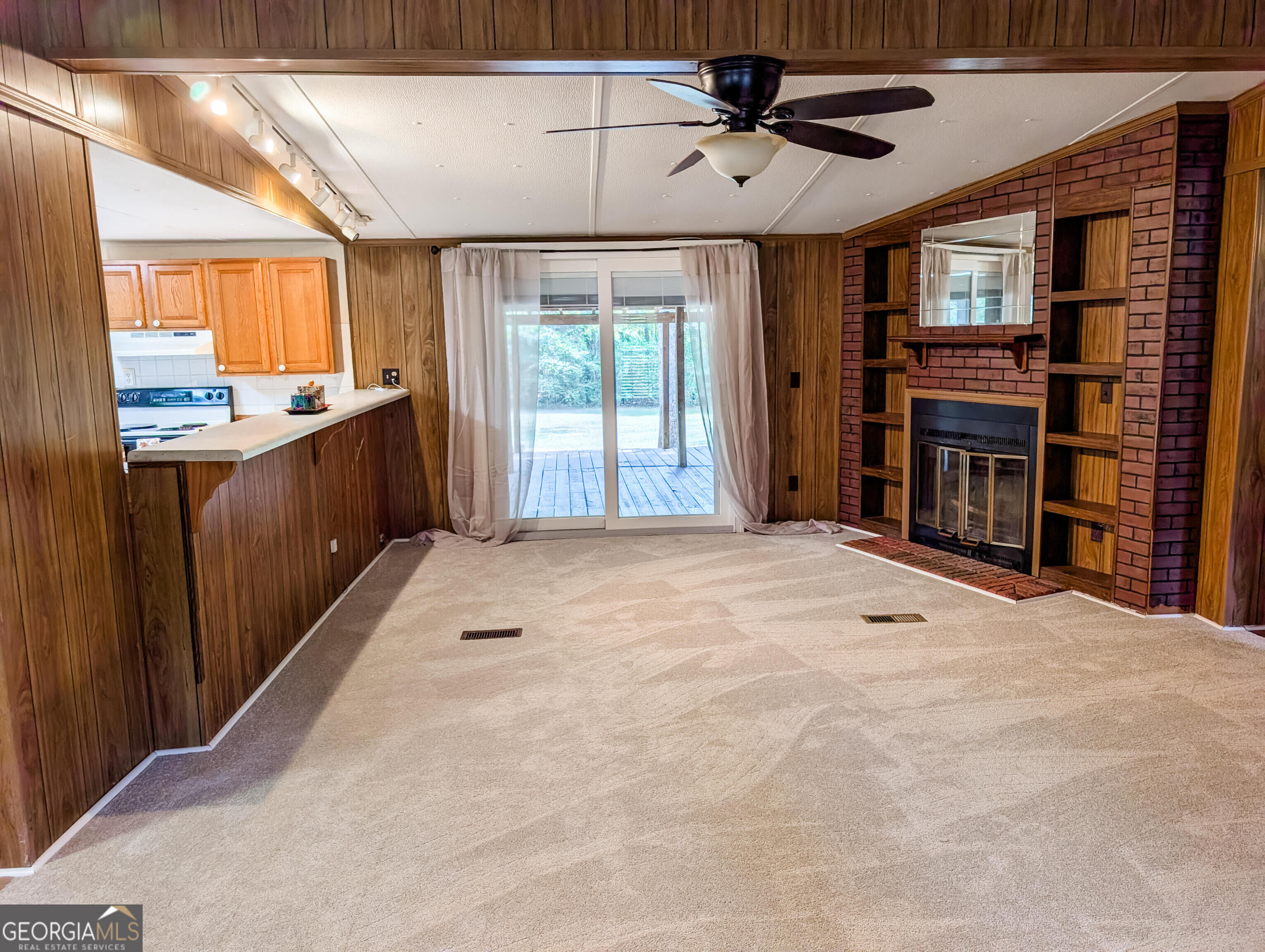 3300 Hamlin Road Lizella GA 31052