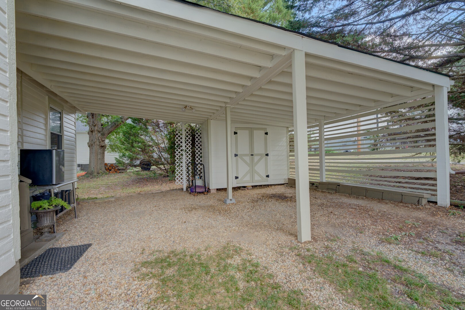 2 N Broad Street Porterdale GA 30014