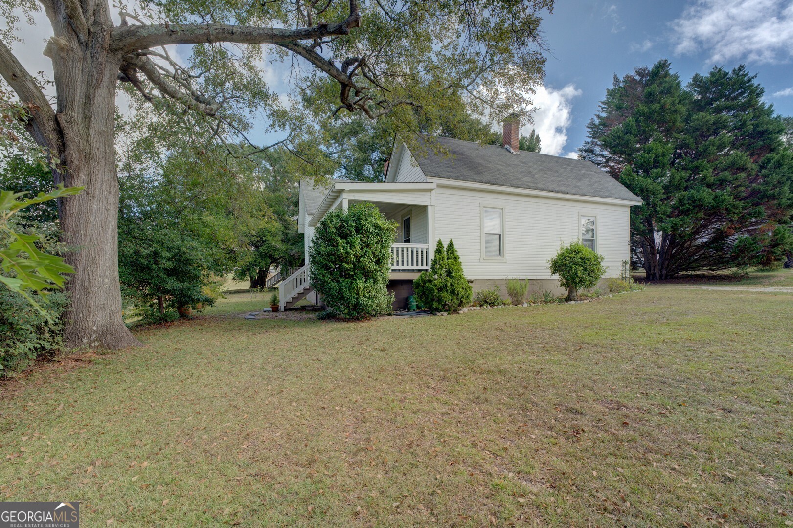 2 N Broad Street Porterdale GA 30014