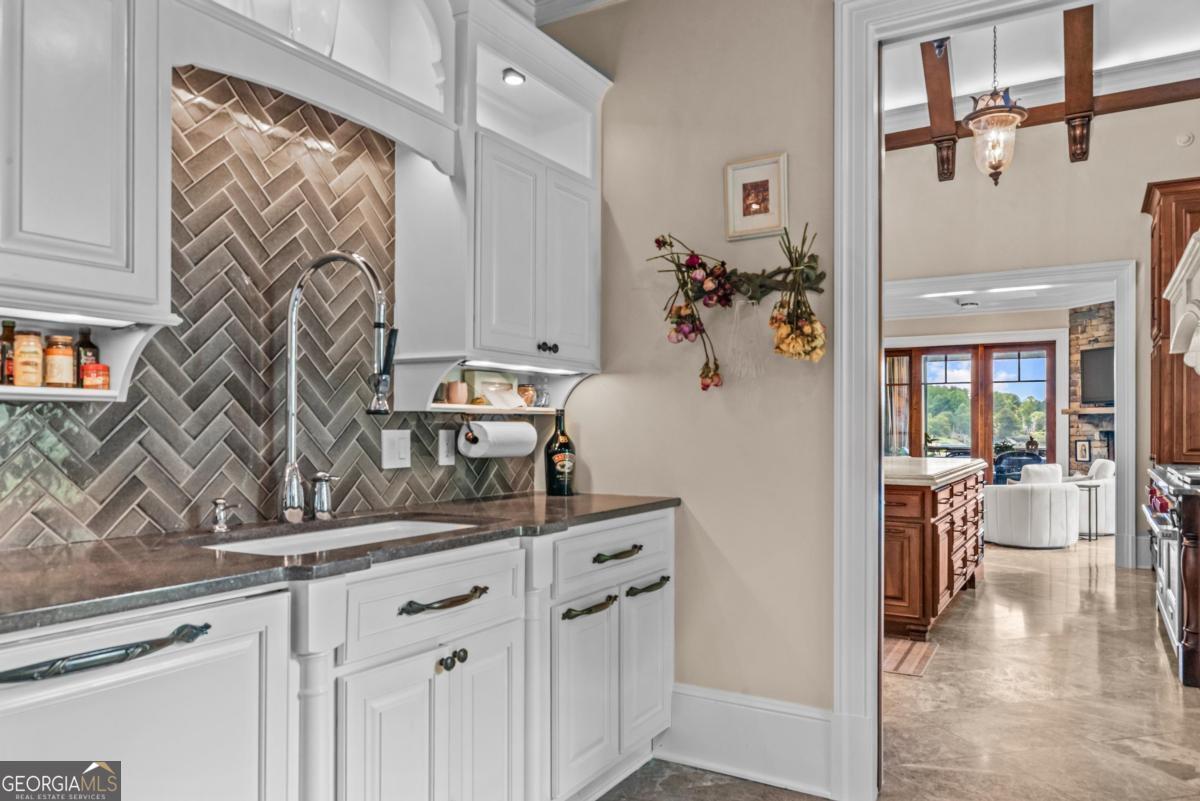 2260 Sandy Ford Greensboro GA 30642