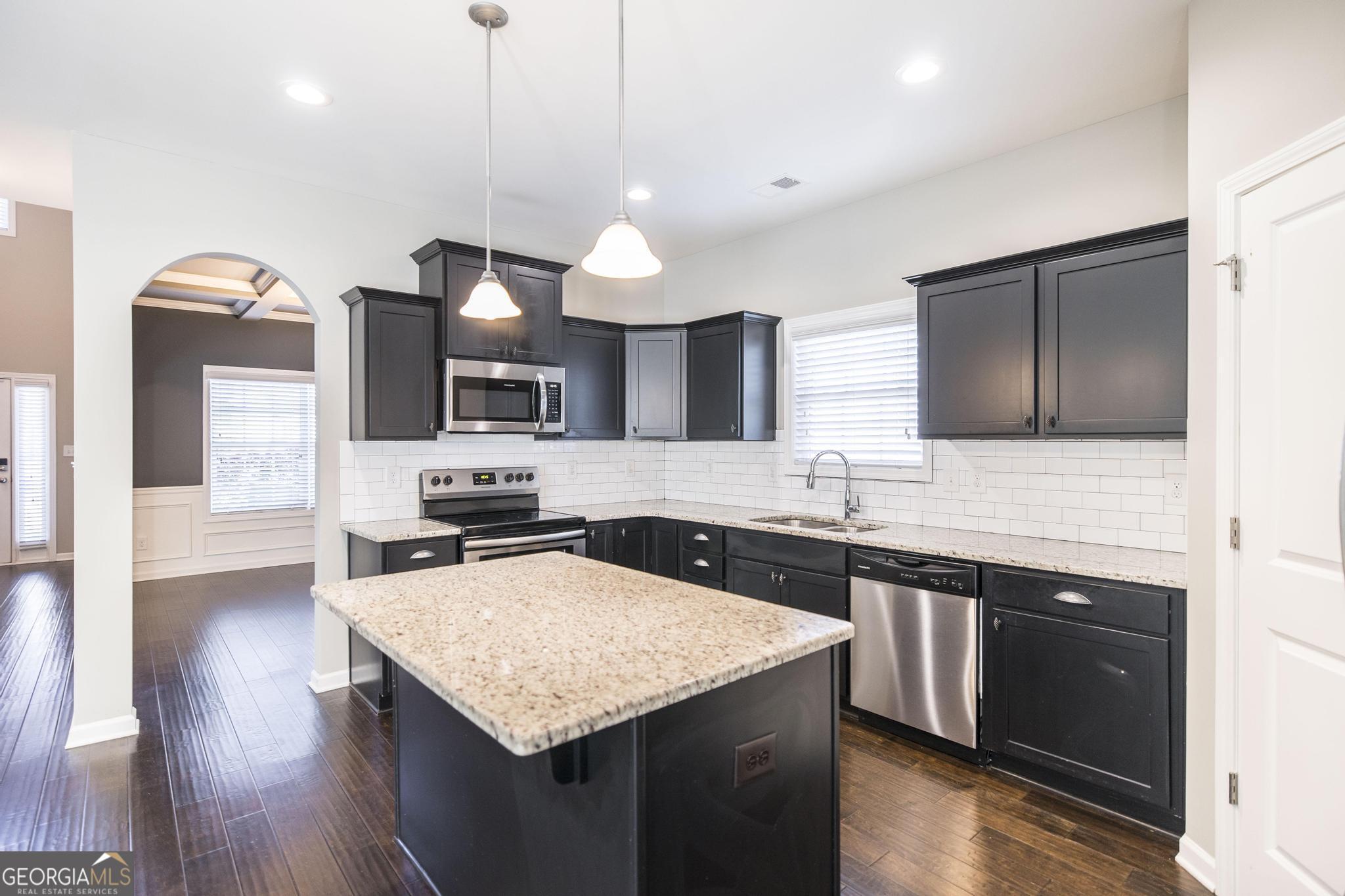 104 Golden Rod Trail Perry GA 31069