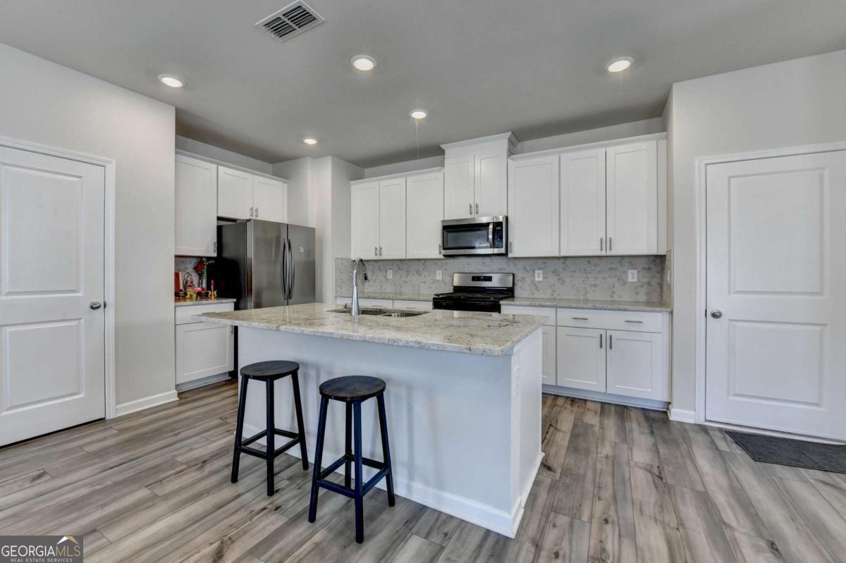 2531 Canning View Avenue Lawrenceville GA 30044