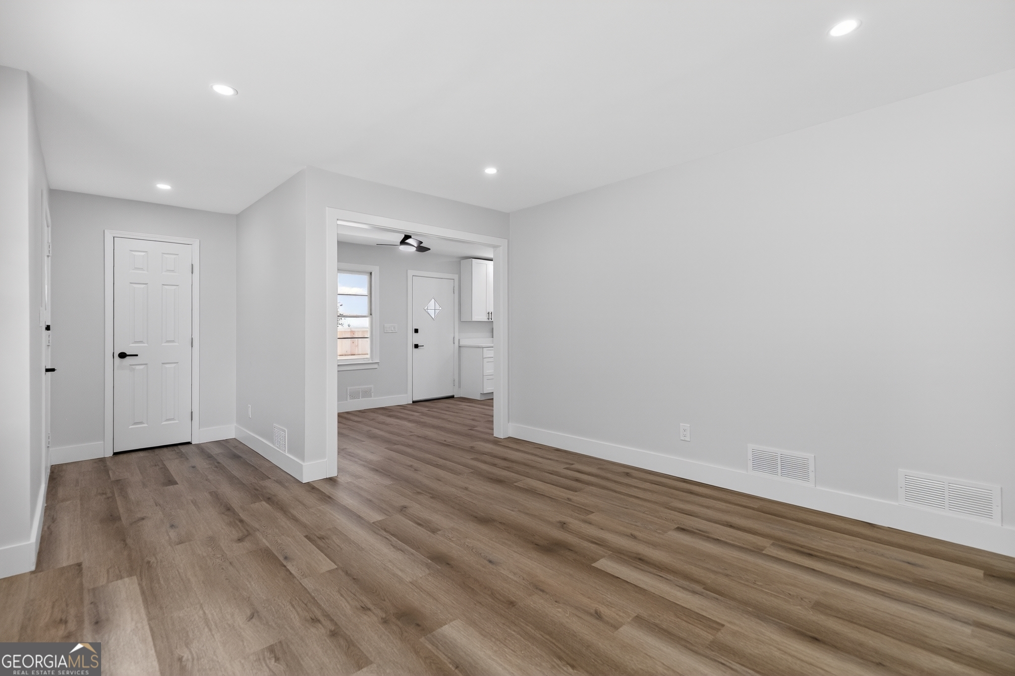 2712 Loghaven Drive NW Atlanta GA 30318