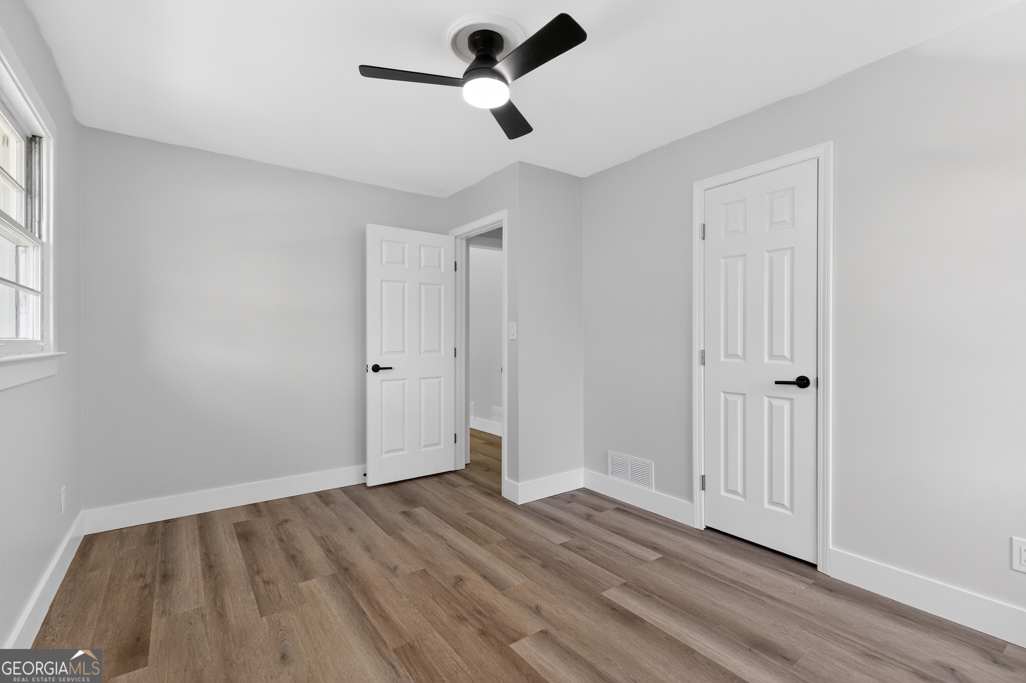 2712 Loghaven Drive NW Atlanta GA 30318