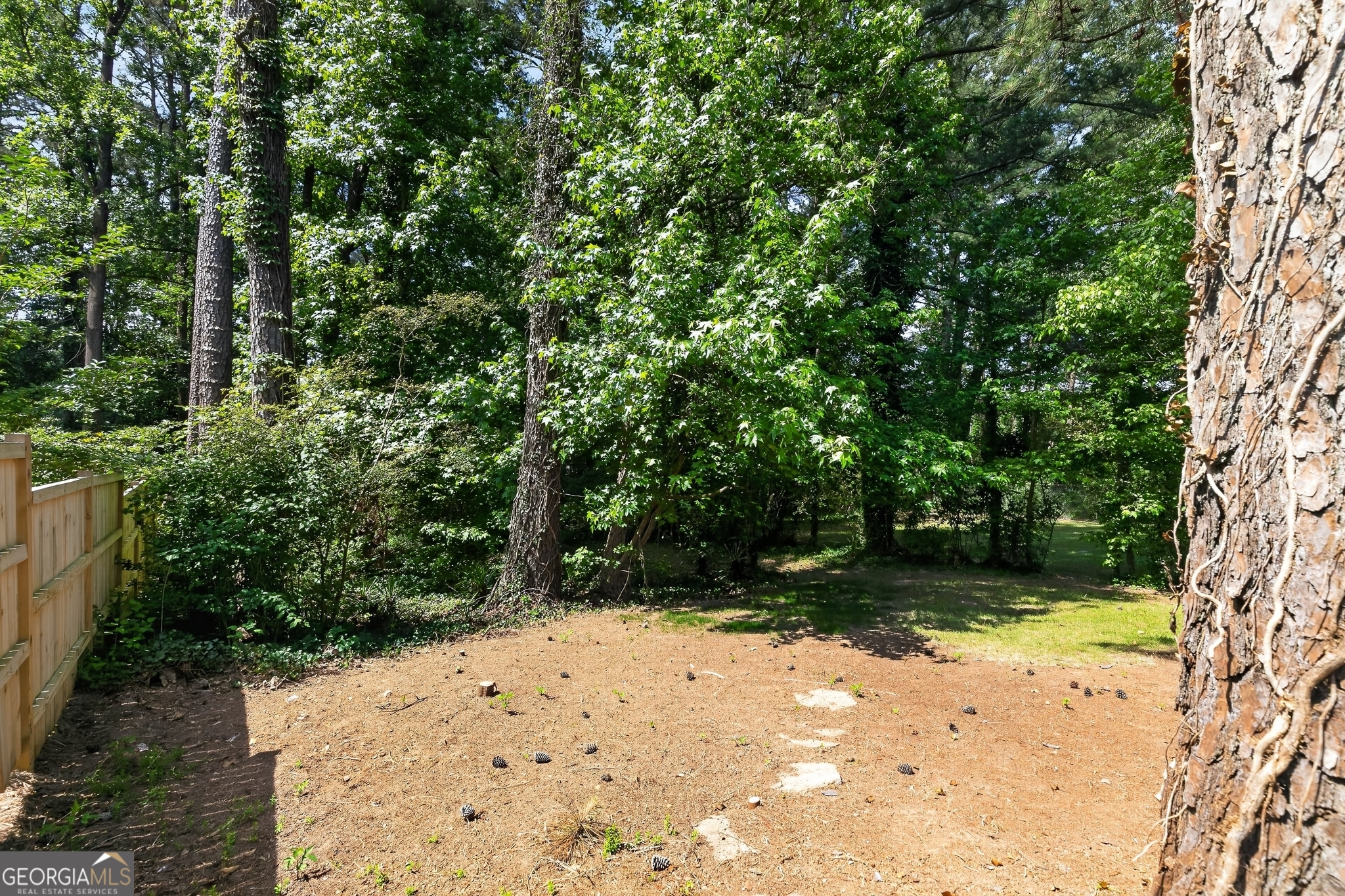 2712 Loghaven Drive NW Atlanta GA 30318