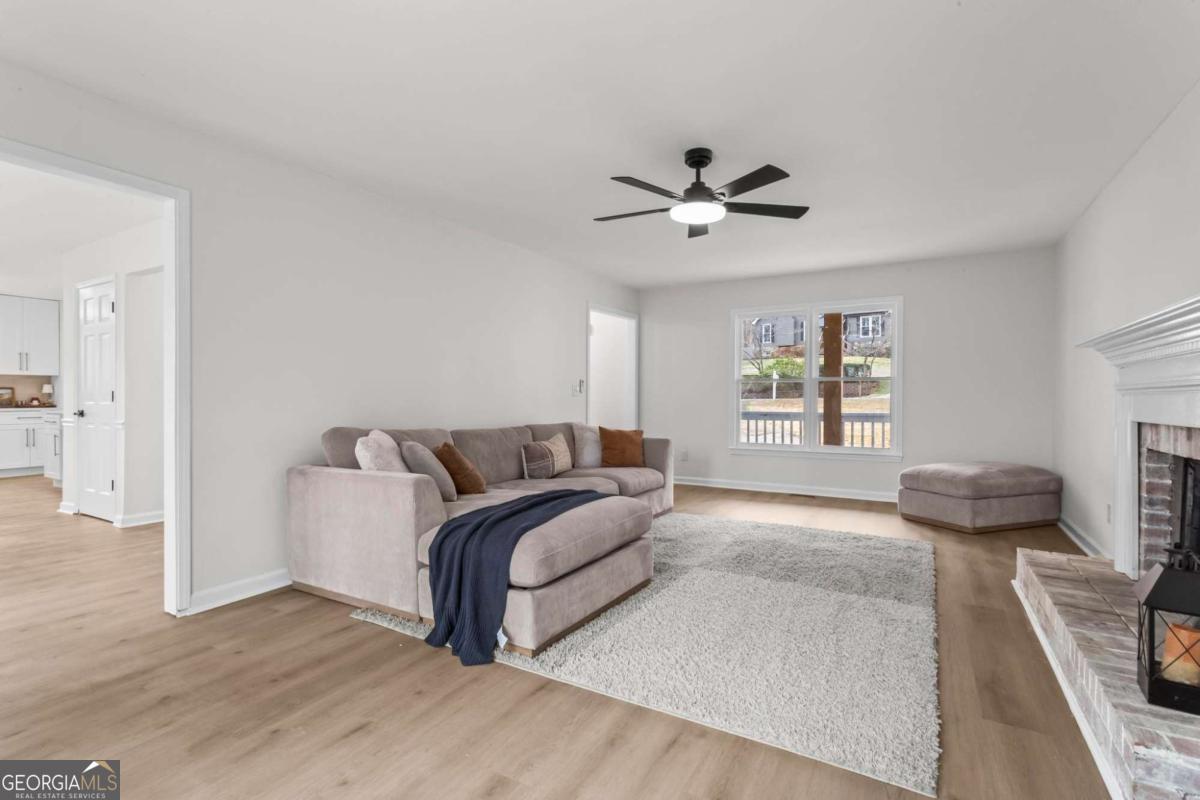 604 Apache Trail Woodstock GA 30189