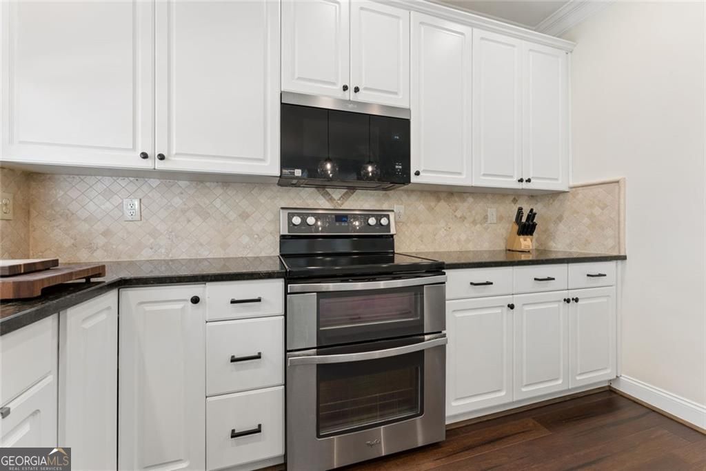 5607 Vinings Retreat Pass SW Mableton GA 30126