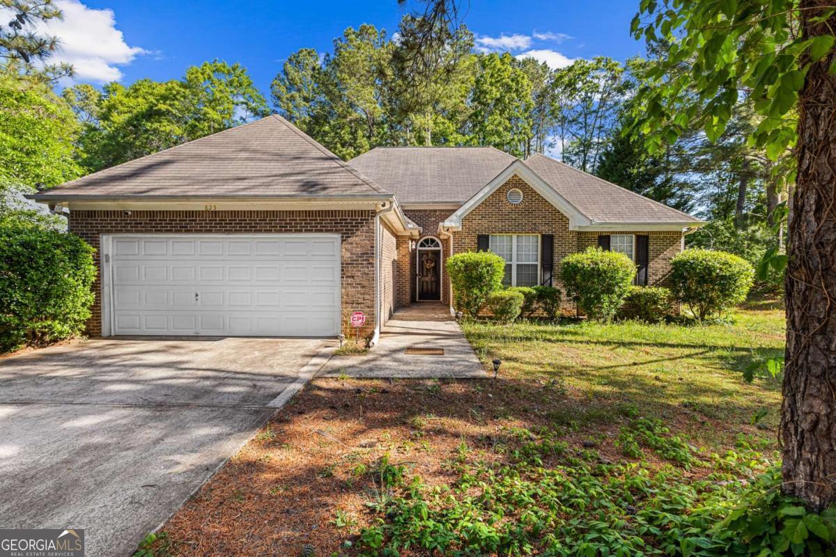 825 Lincoln Square Locust Grove GA 30248