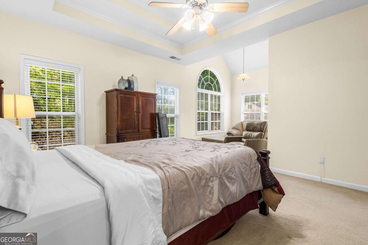 825 Lincoln Square Locust Grove GA 30248