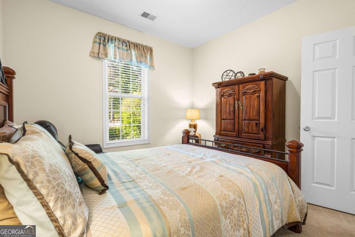 825 Lincoln Square Locust Grove GA 30248