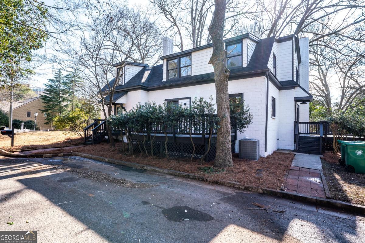 2413 Charleston Oaks Lane Decatur GA 30030