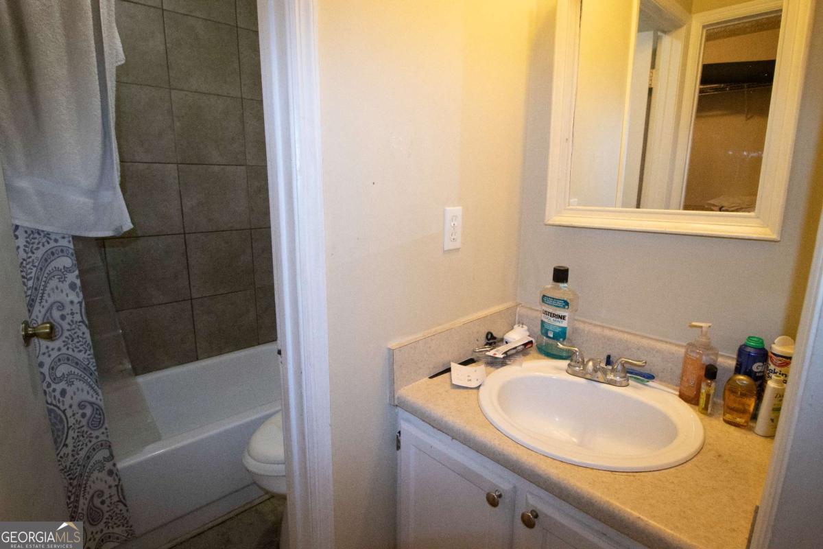 2496 Redfield Drive Norcross GA 30071