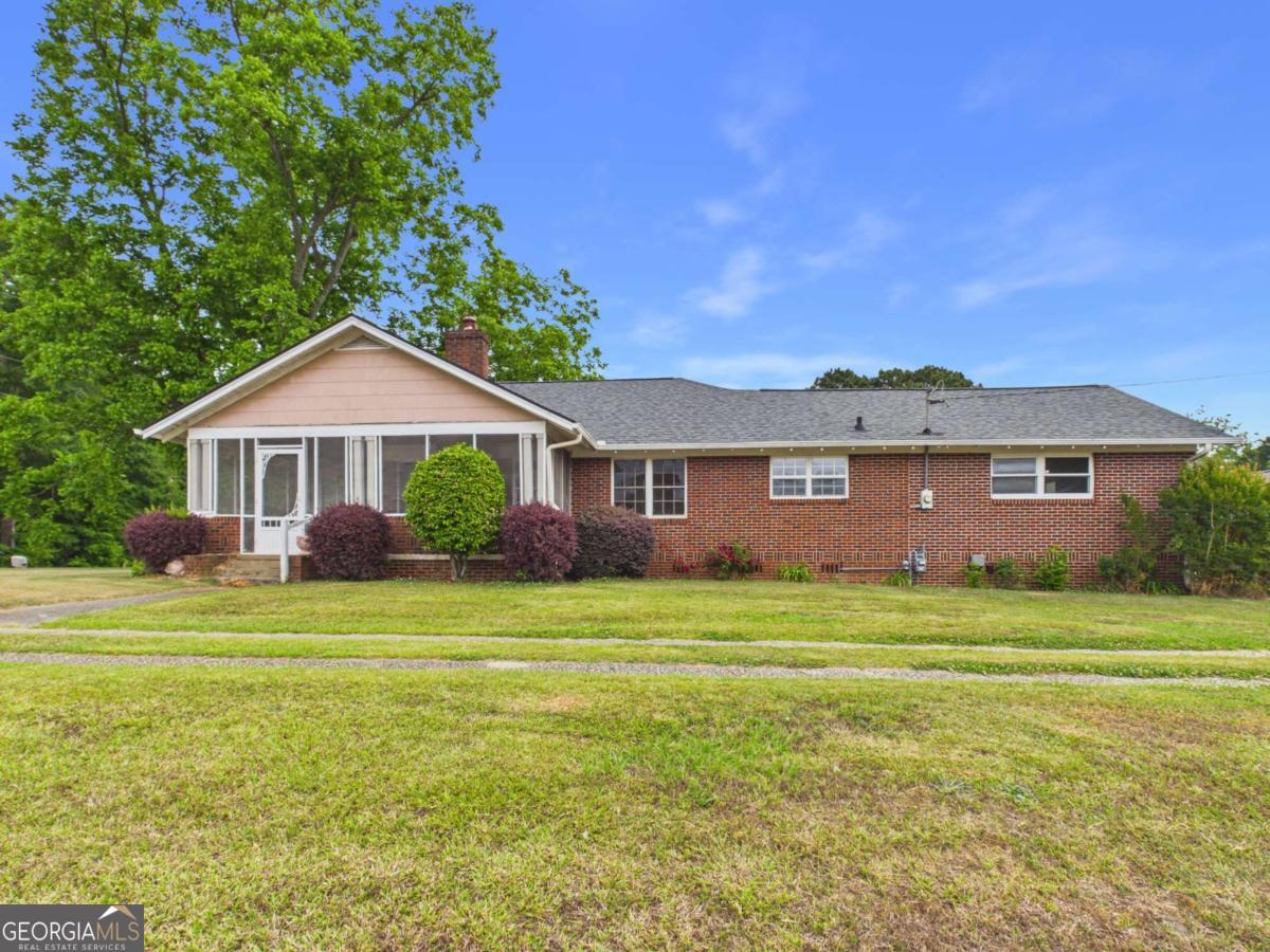 1600 Mcnutt Creek Road Bogart GA 30622
