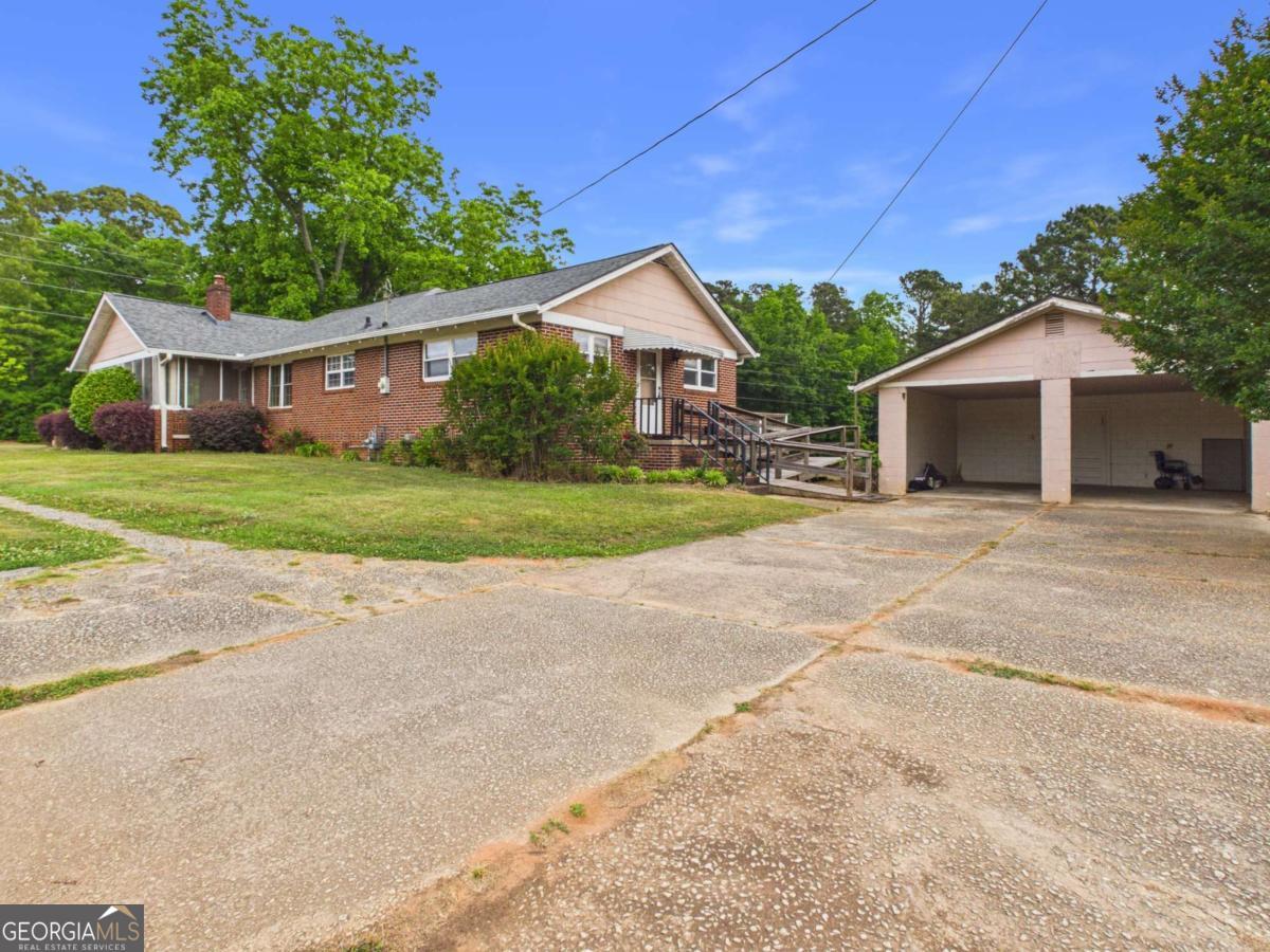 1600 Mcnutt Creek Road Bogart GA 30622