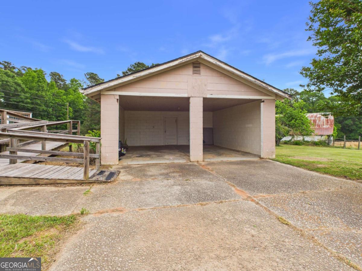 1600 Mcnutt Creek Road Bogart GA 30622
