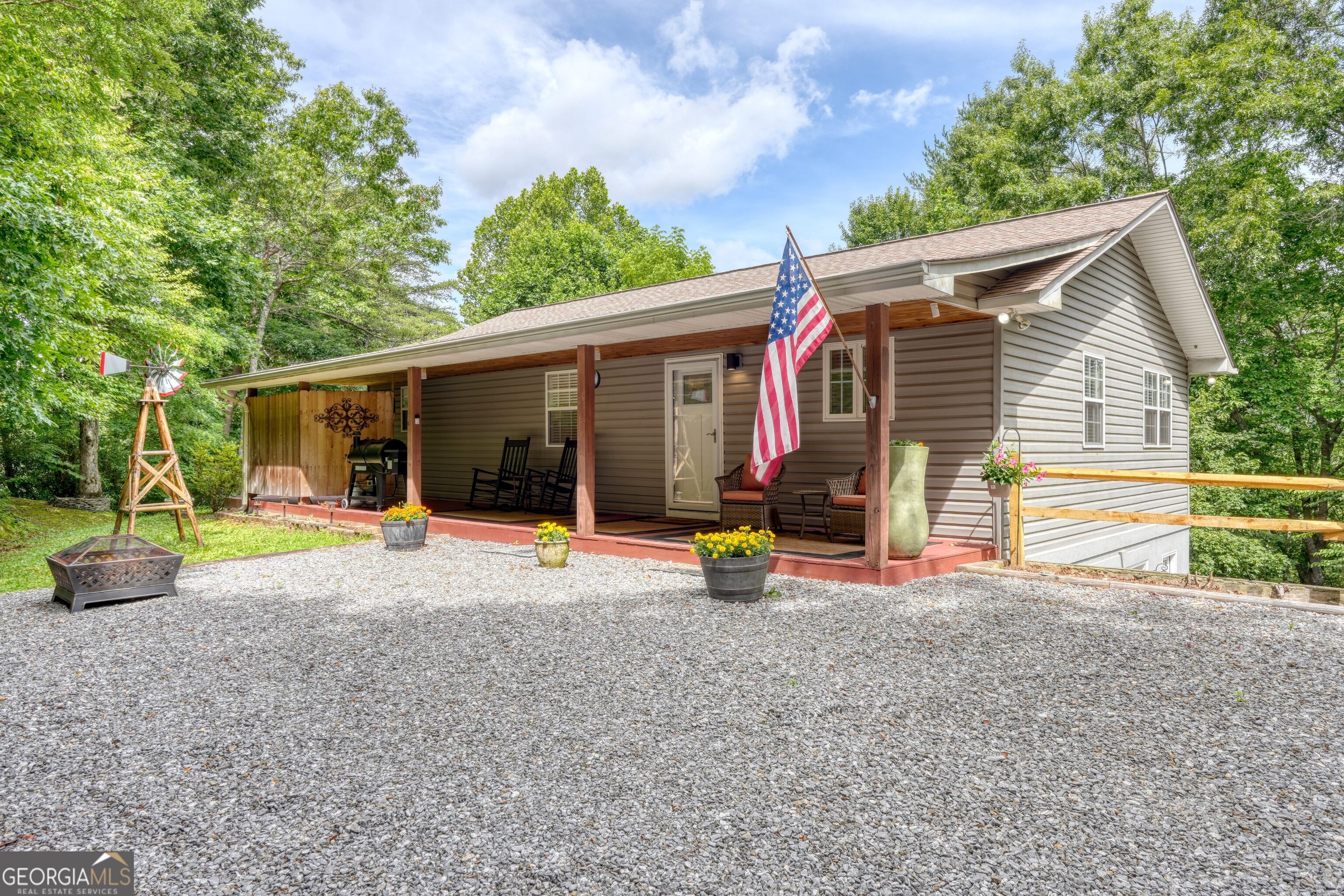 2228 Walls Mountain Hiawassee GA 30546