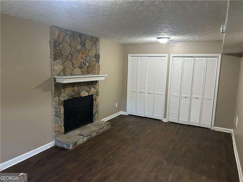 5323 Scarbrough Round Stone Mountain GA 30088