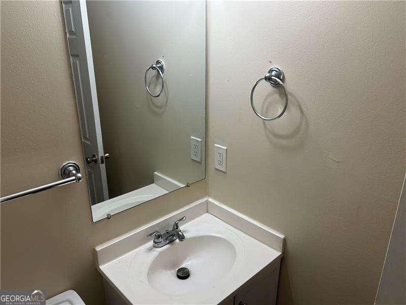 5323 Scarbrough Round Stone Mountain GA 30088