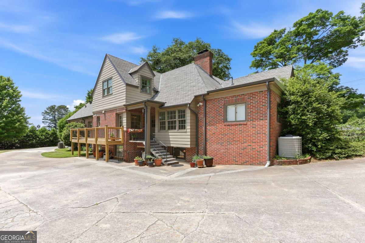 511 Dixon Drive Gainesville GA 30501
