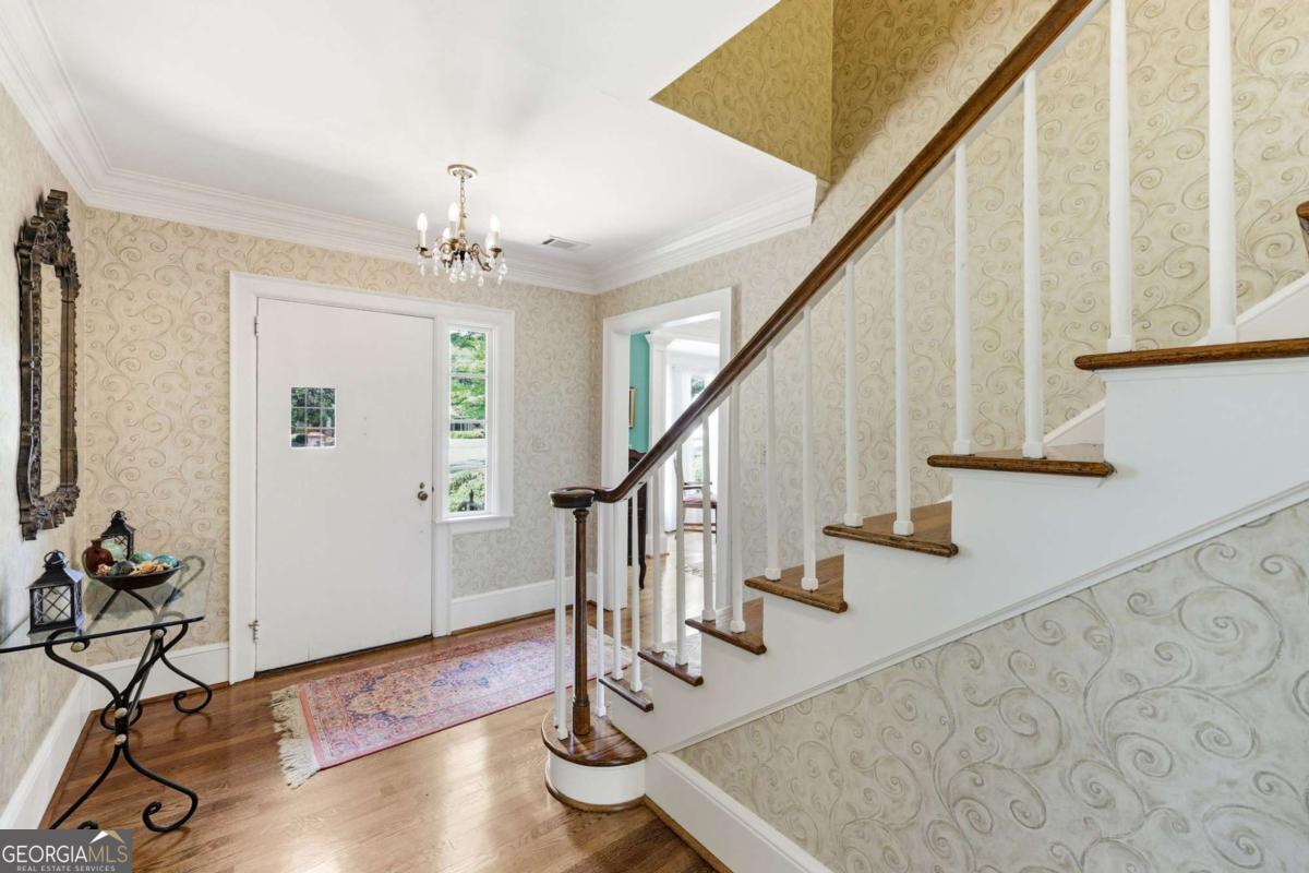 511 Dixon Drive Gainesville GA 30501