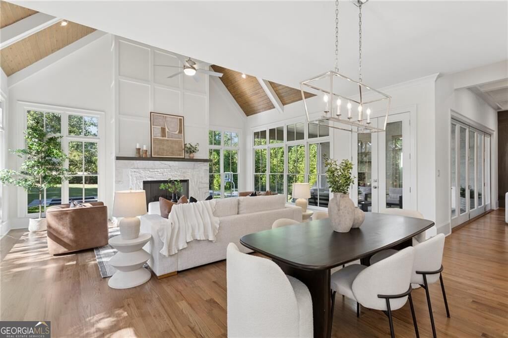 4566 Dudley Lane Sandy Springs GA 30327