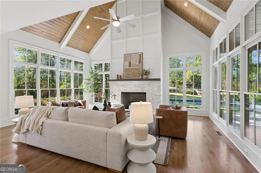 4566 Dudley Lane Sandy Springs GA 30327