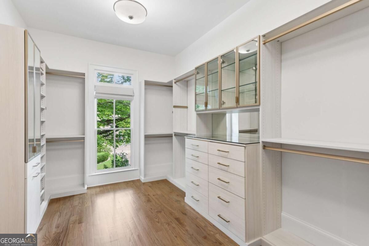4566 Dudley Lane Sandy Springs GA 30327