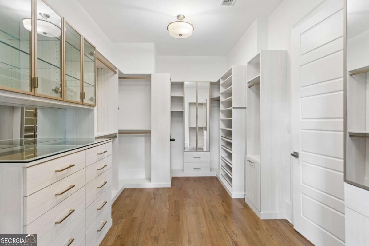 4566 Dudley Lane Sandy Springs GA 30327