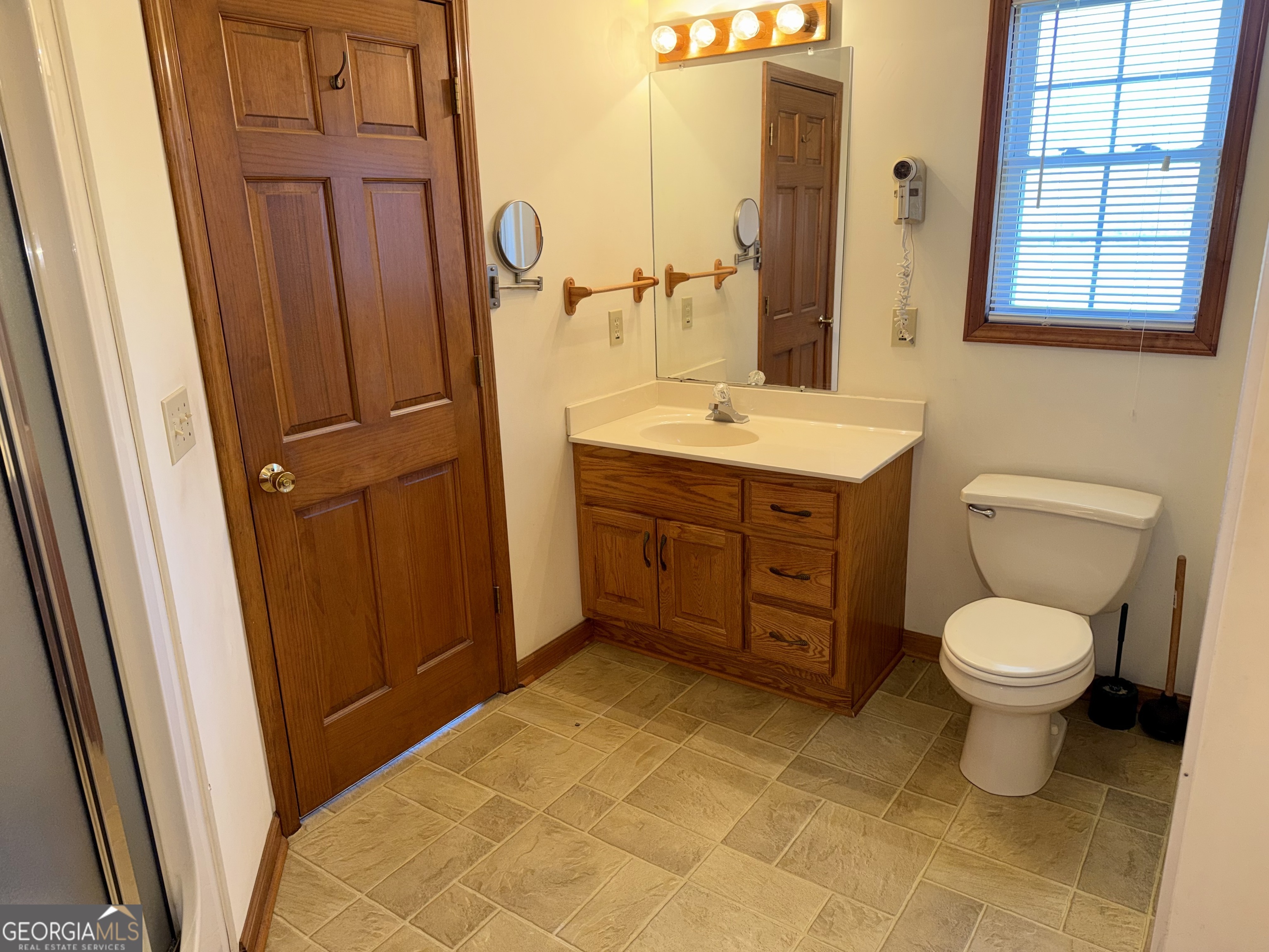 494 S Broad Street Bowman GA 30624