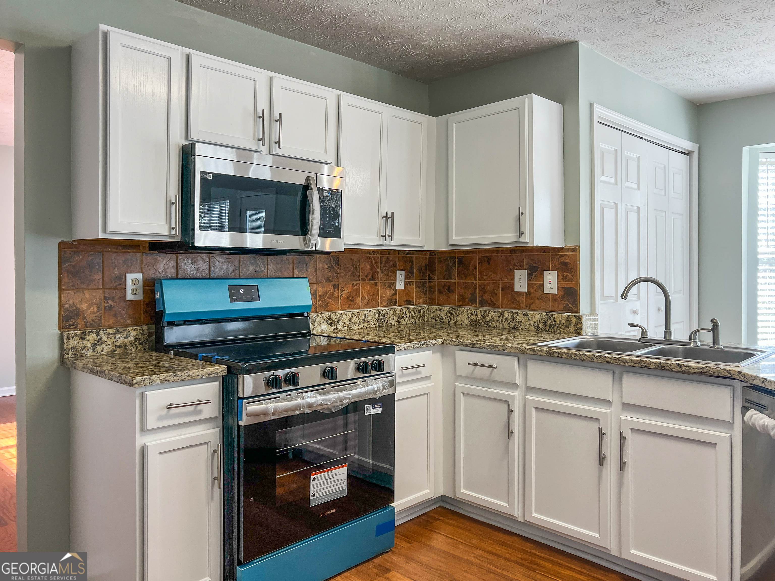 1382 Stoneleigh Way Stone Mountain GA 30088