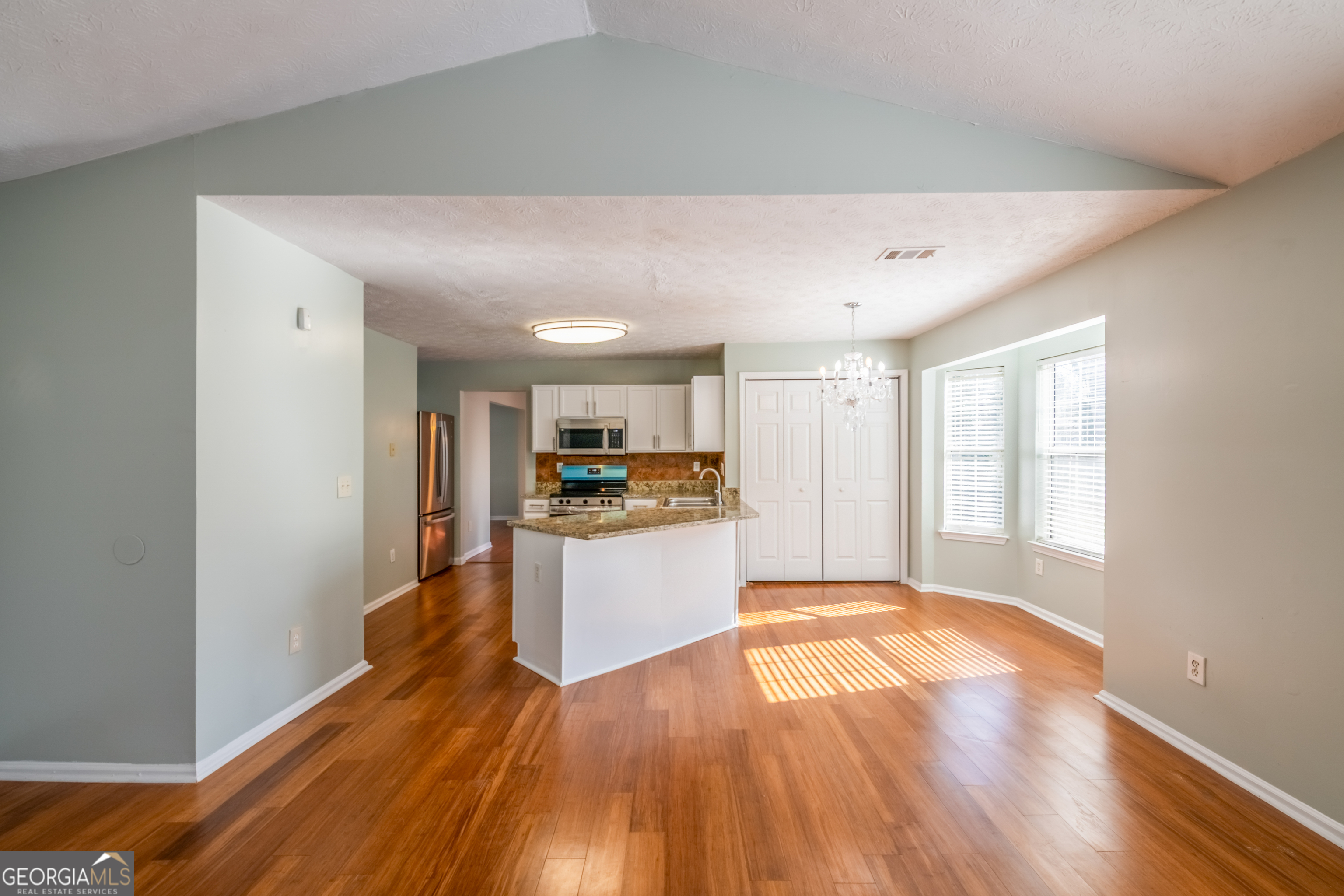 1382 Stoneleigh Way Stone Mountain GA 30088