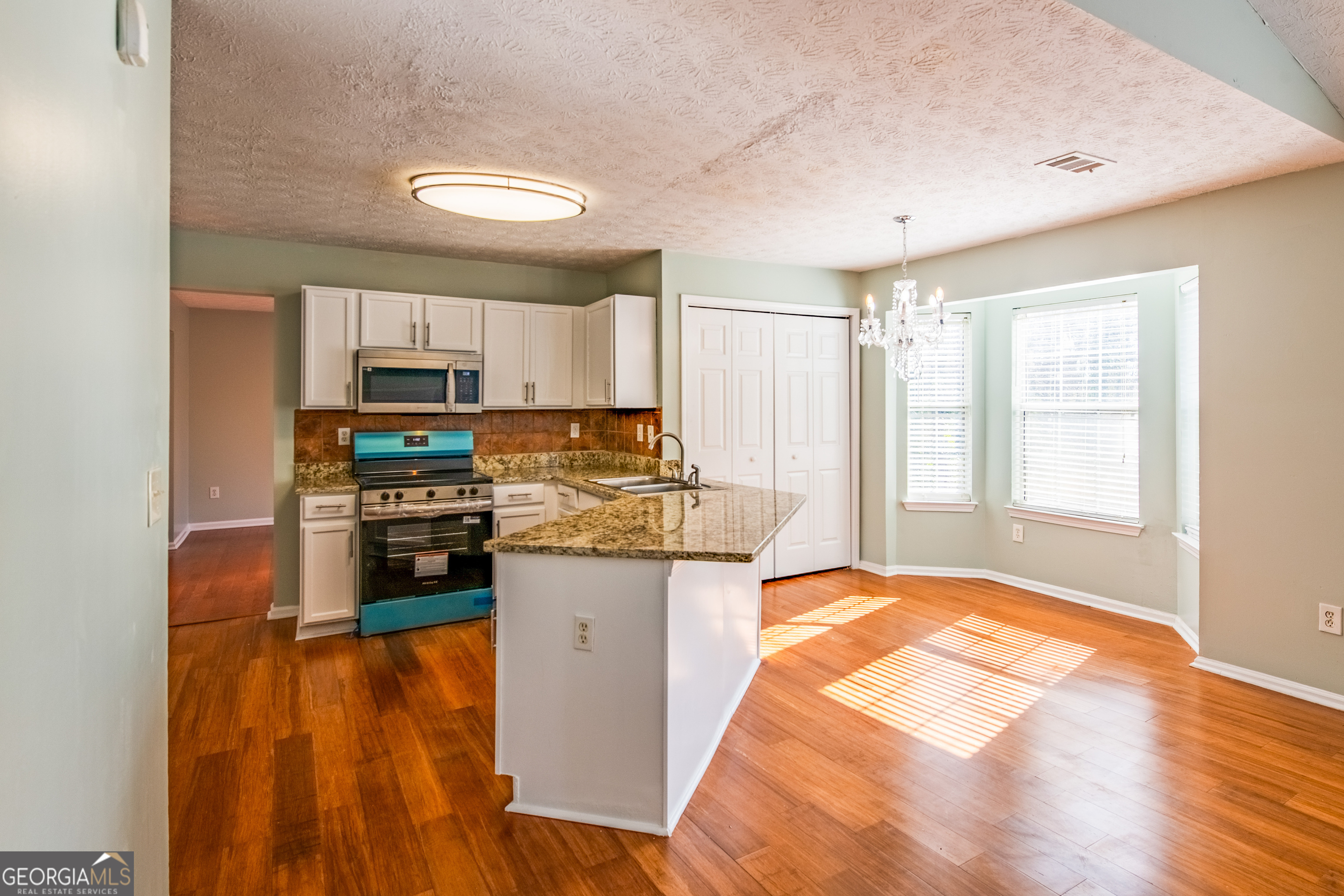 1382 Stoneleigh Way Stone Mountain GA 30088