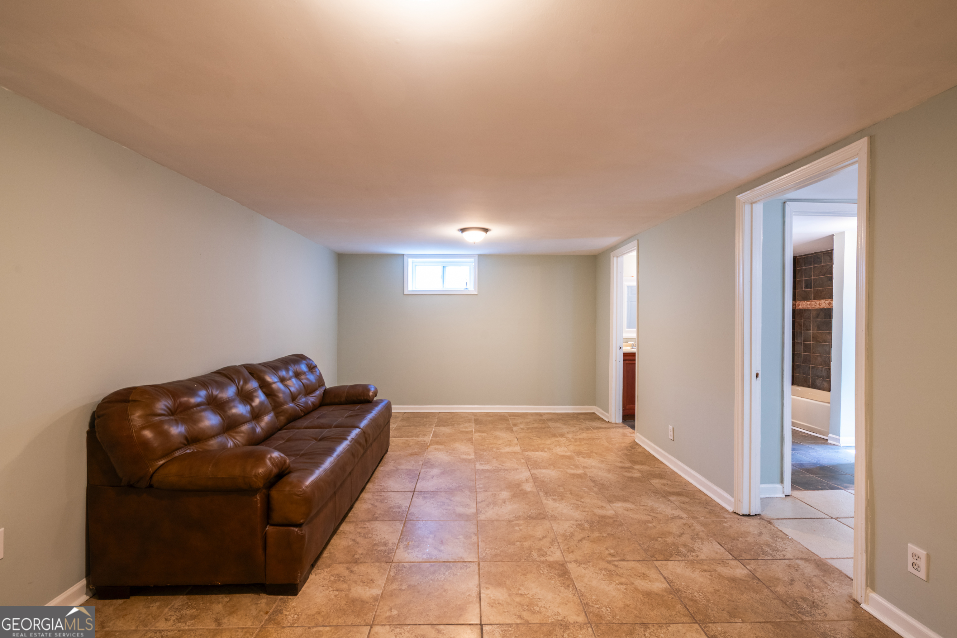 1382 Stoneleigh Way Stone Mountain GA 30088