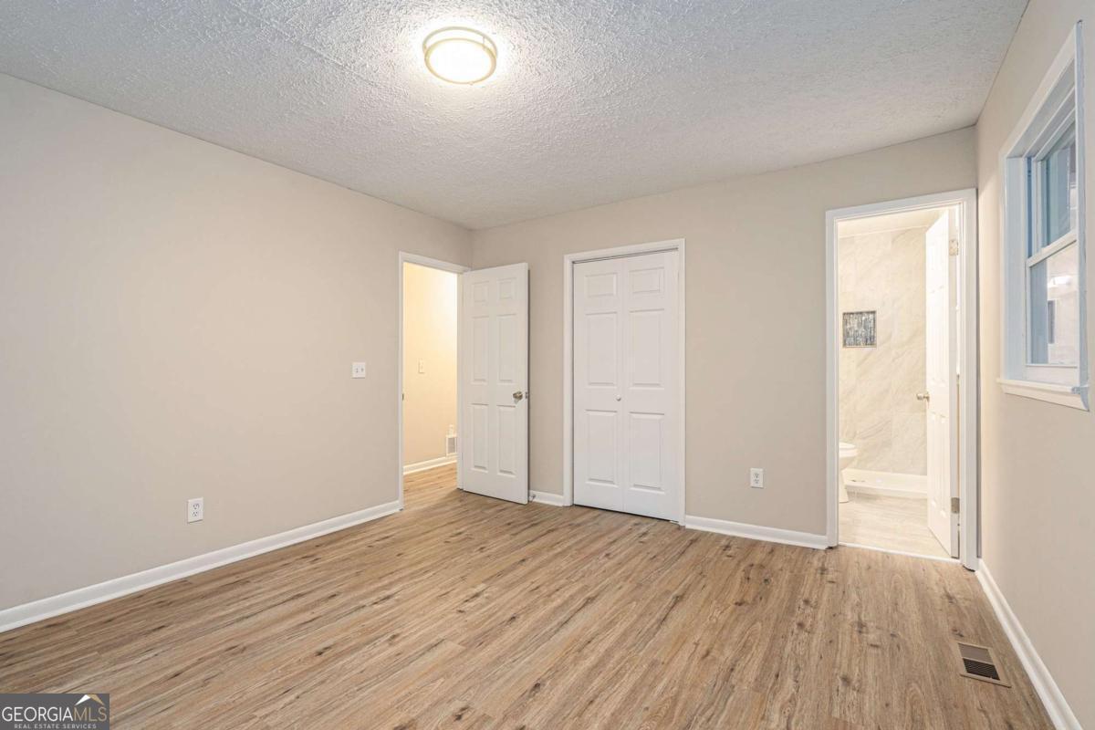 1513 Spruce Ridge Way Stone Mountain GA 30083