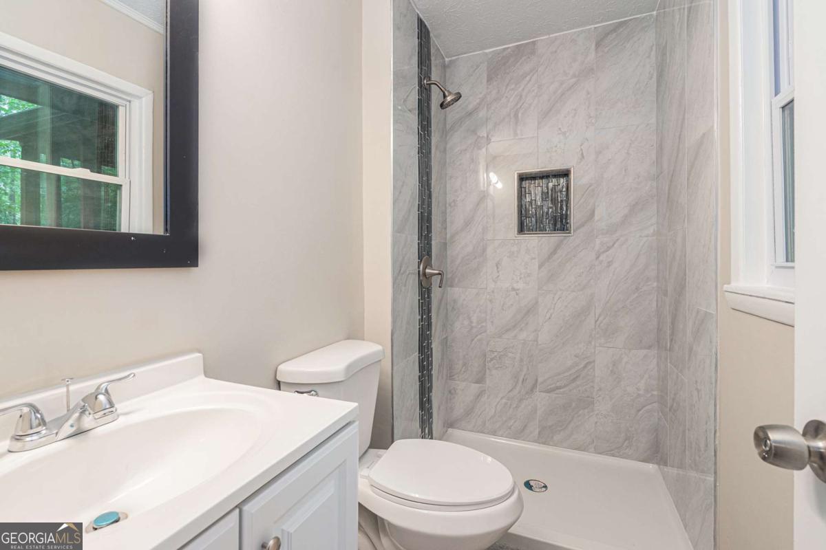 1513 Spruce Ridge Way Stone Mountain GA 30083