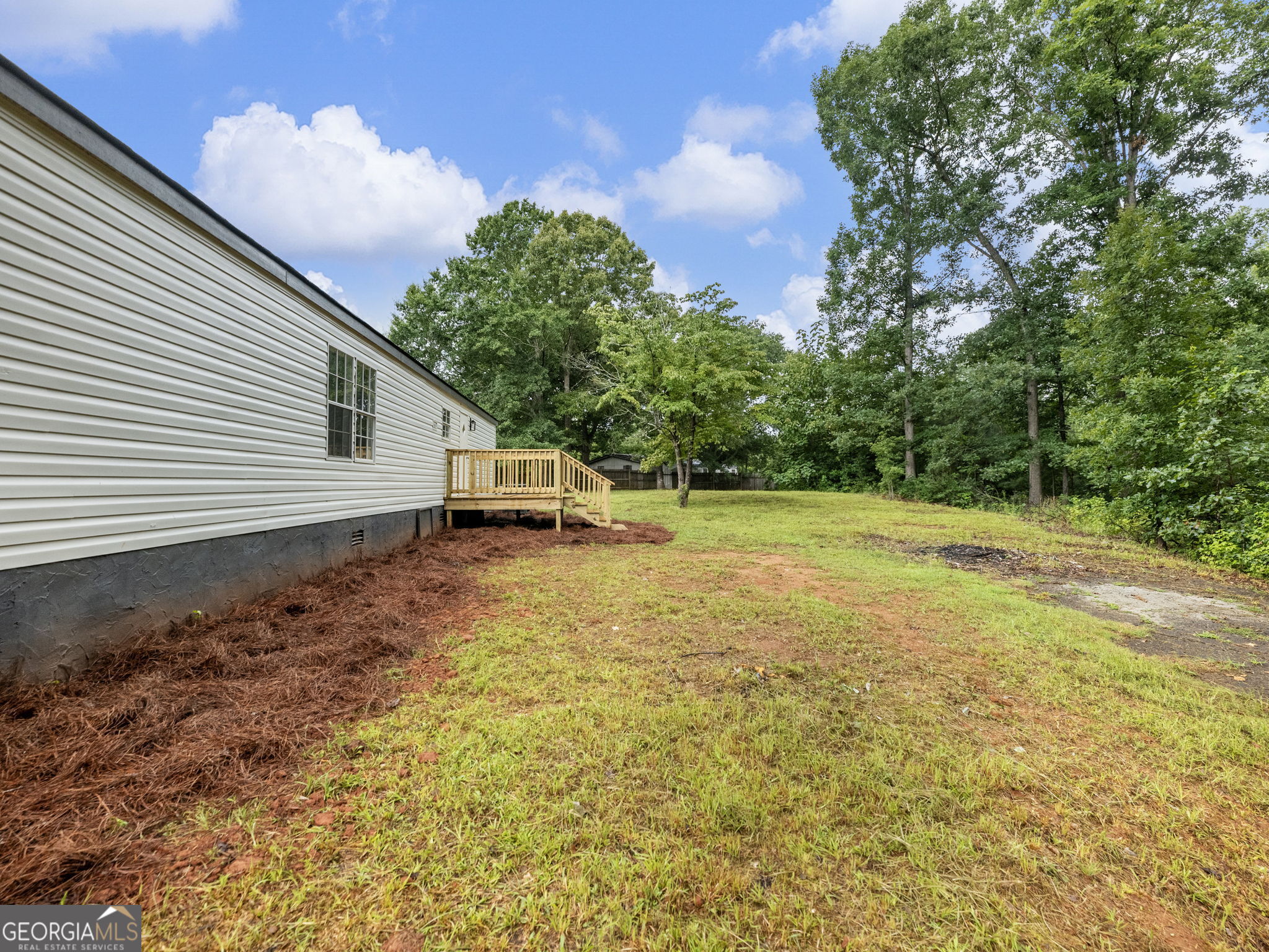1114 Neal Road Commerce GA 30530