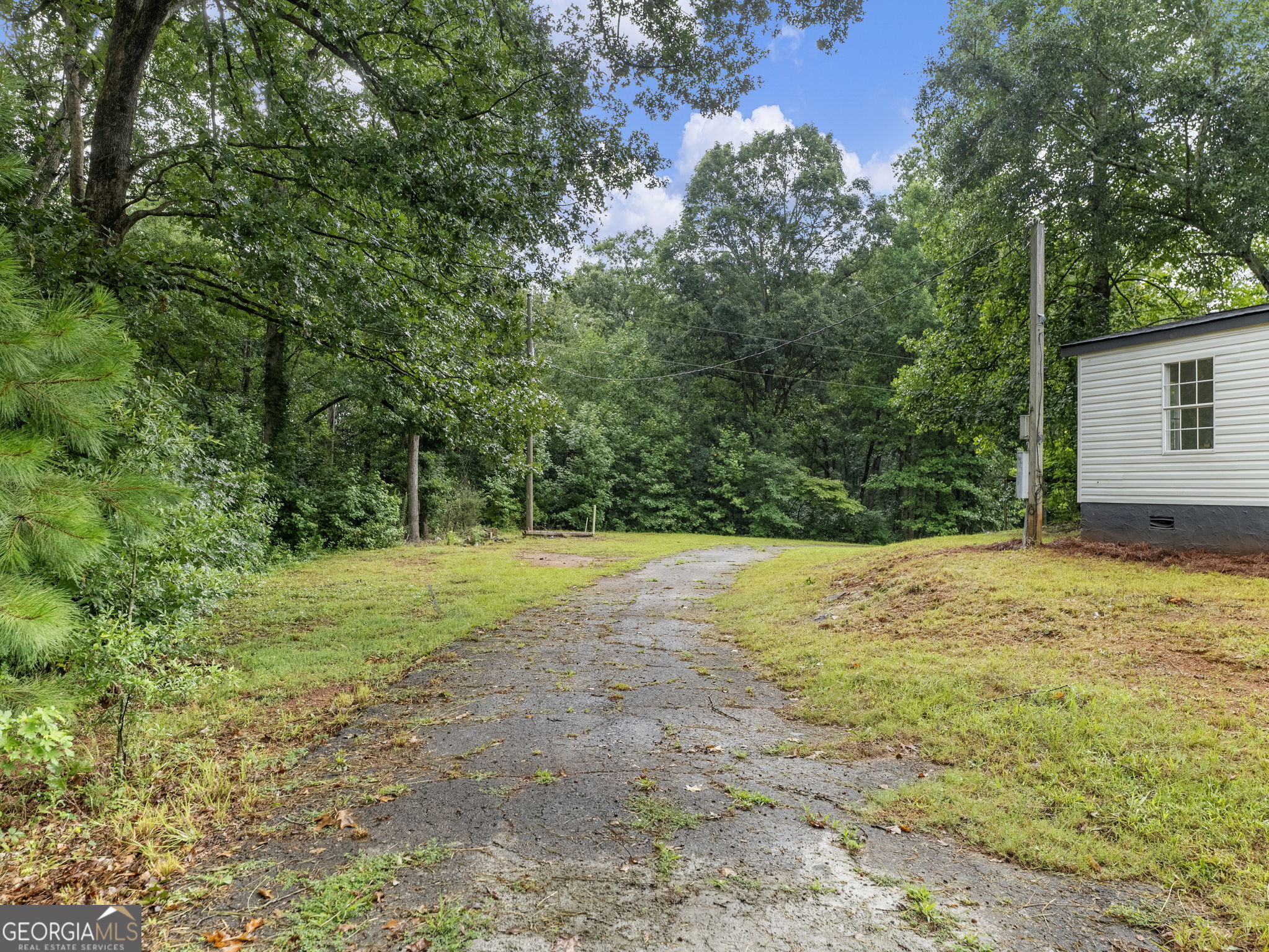 1114 Neal Road Commerce GA 30530