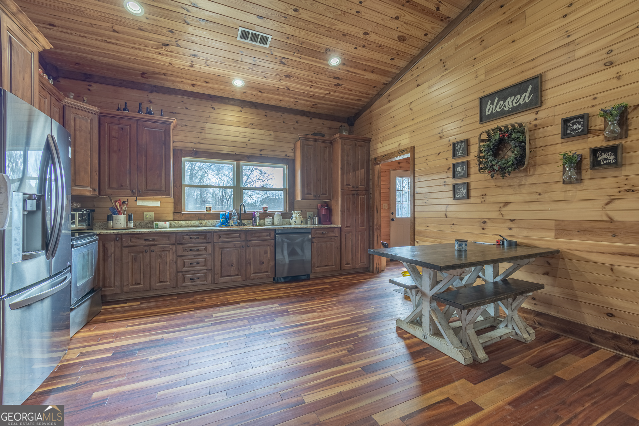 45 J. Davis Road Tallapoosa GA 30176