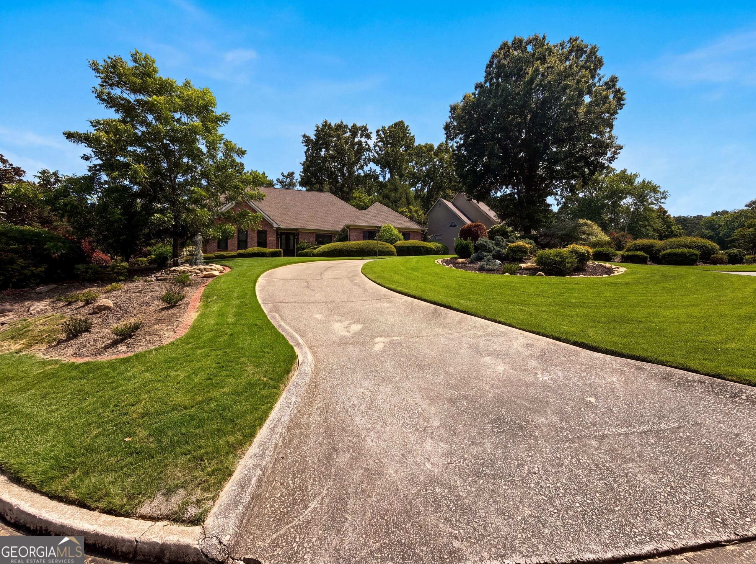 135 N Clublands Court Johns Creek GA 30022