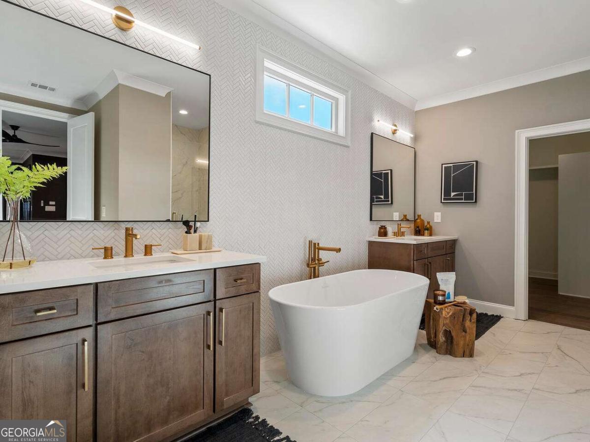 3495 Vermillion View Suwanee GA 30024
