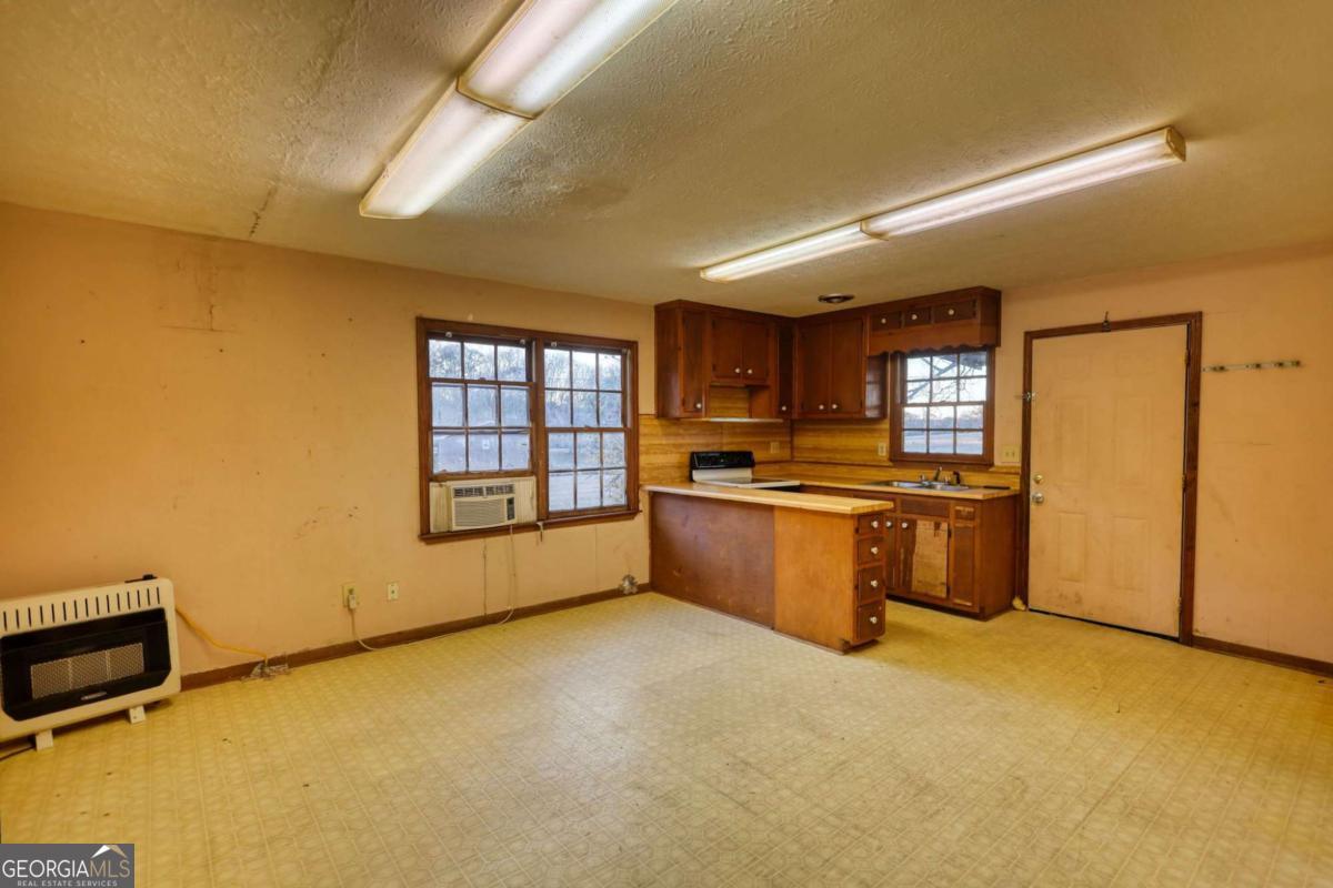 3195 Highway 213 Mansfield GA 30055