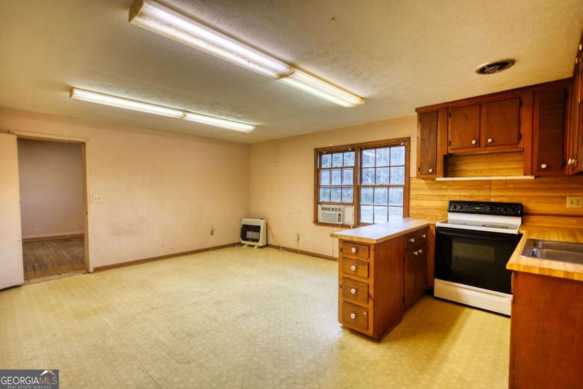 3195 Highway 213 Mansfield GA 30055