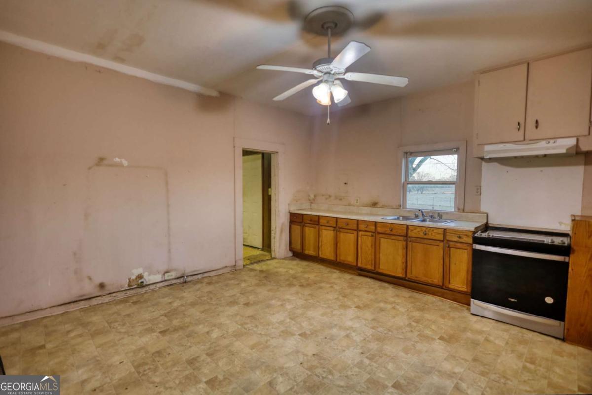 3195 Highway 213 Mansfield GA 30055