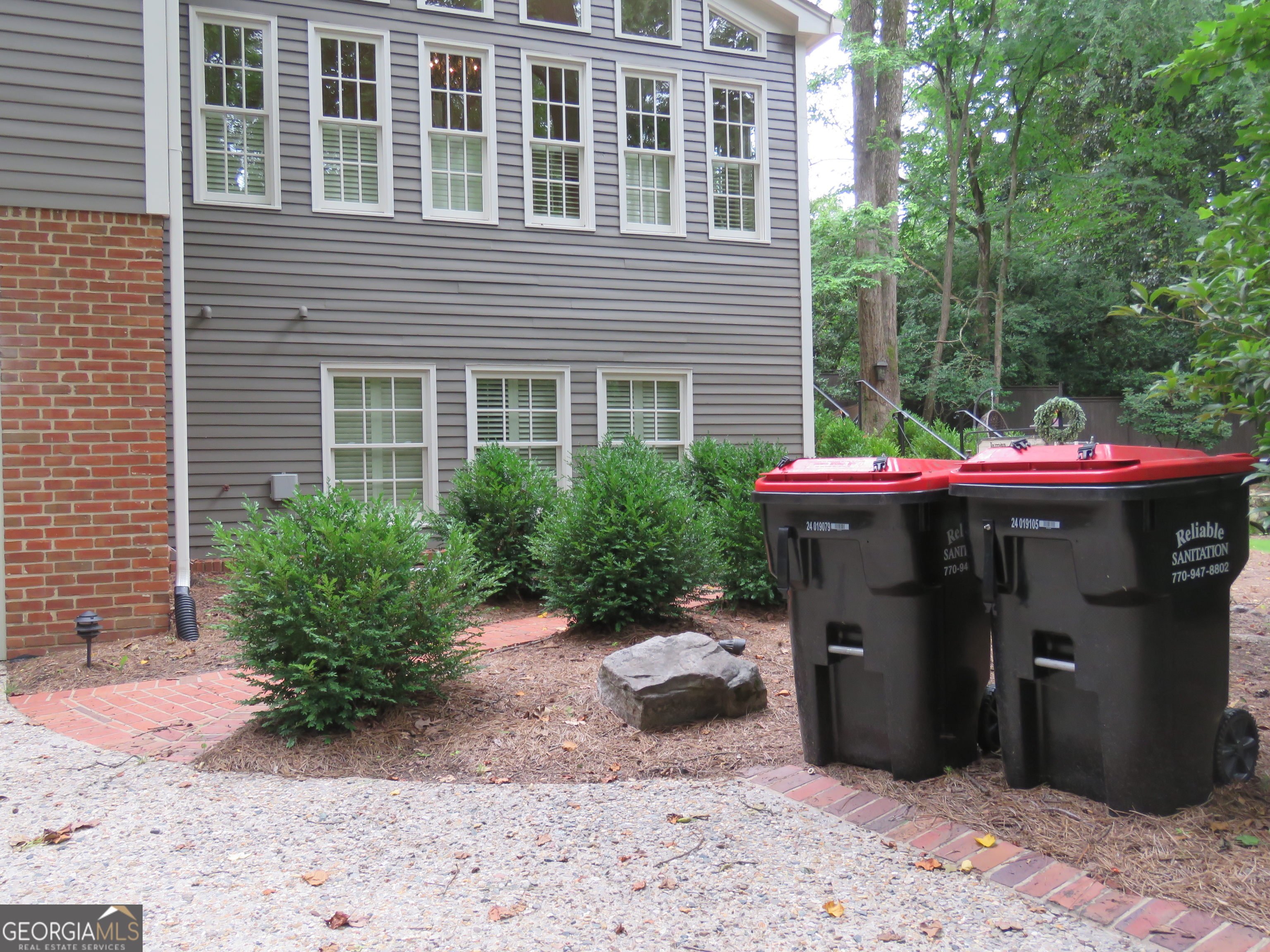 4464 Woodland Brook Drive SE Atlanta GA 30339