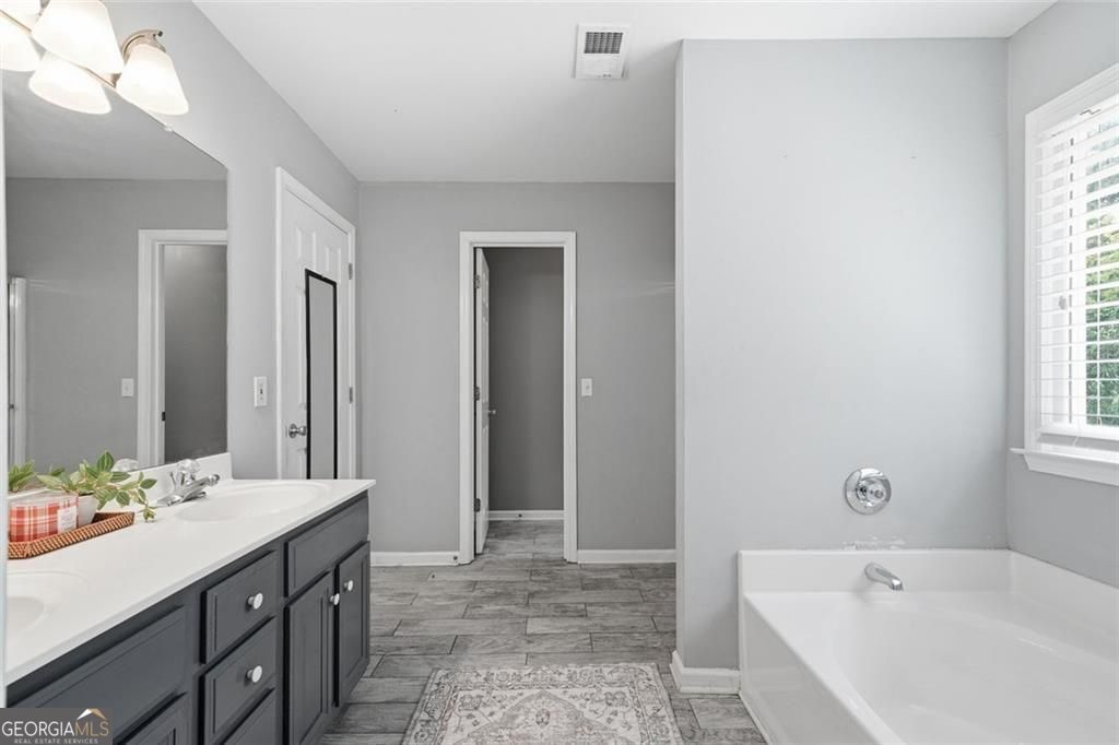 226 Charles Drive NE Calhoun GA 30701